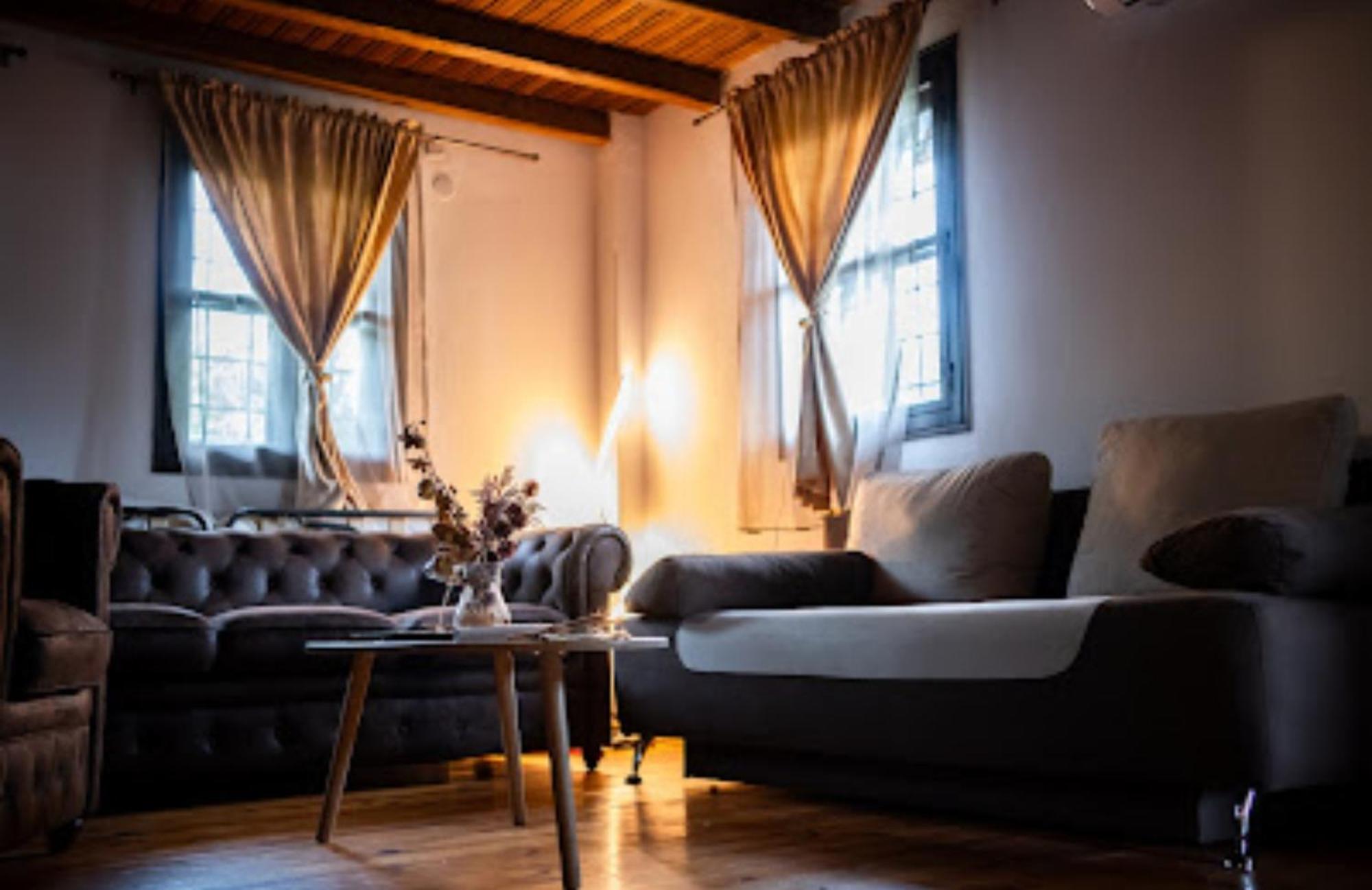 Complex Arbanashki Style-Panoramic View With Summer And Winter Terrace, Jacuzzi, Sauna, Children'S And Adult Area With Cinema Summer Arbanasi Exterior foto